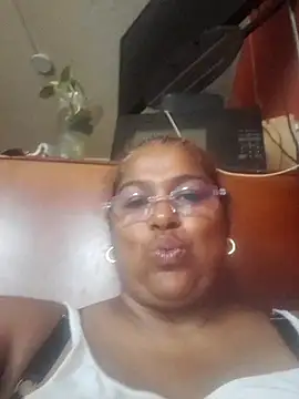 Snapshot of Megansquirt69 chatting on May 25, 2:56 pm Megansquirt69 online show from May 25, 2:56 pm