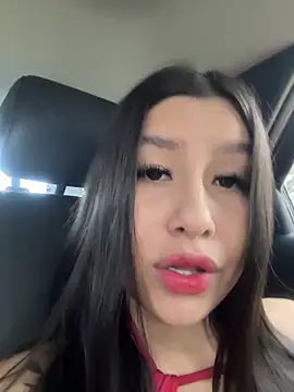 Luisa Madrid online show from May 17, 5:31 pm