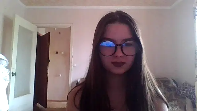 Snapshot of Bellochka201 chatting on May 17, 8:45 am Bellochka201 online show from May 17, 8:45 am