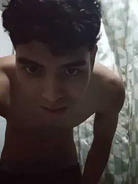 Snapshot of fercho_2311 chatting on June 10, 6:51 pm fercho 2311 online show from June 10, 6:51 pm
