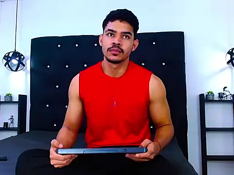 Snapshot of Dannesh_ chatting on July 13, 4:04 am Dannesh online show from July 13, 4:04 am