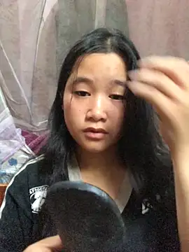 Ninaa01 online show from May 24, 1:10 am