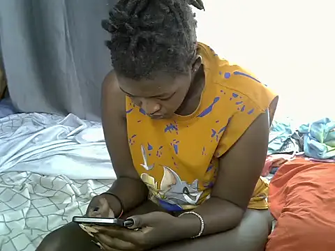 Snapshot of Lorainebabes chatting on July 3, 11:27 am Lorainebabes online show from July 3, 11:27 am