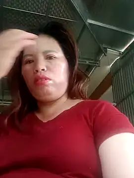 Snapshot of -Yeyi- chatting on May 21, 1:56 am -Yeyi- online show from May 21, 1:56 am