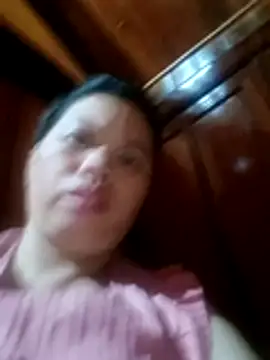 Snapshot of -Yeyi- chatting on May 27, 2:58 pm -Yeyi- online show from May 27, 2:58 pm