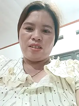 -Yeyi- online show from July 13, 11:46 am