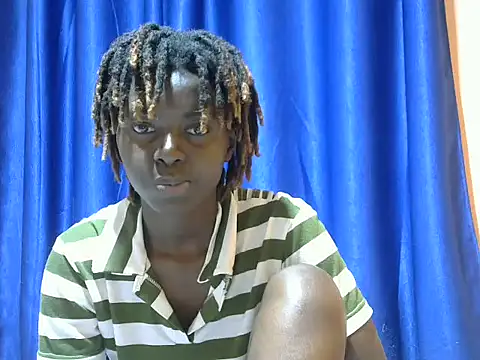 Snapshot of dolly_lioness chatting on July 10, 9:50 pm dolly lioness online show from July 10, 9:50 pm