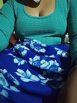 Muna Raj online show from July 12, 6:32 pm
