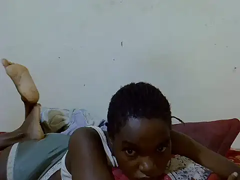 Snapshot of princess_scovia chatting on May 21, 9:05 am princess scovia online show from May 21, 9:05 am