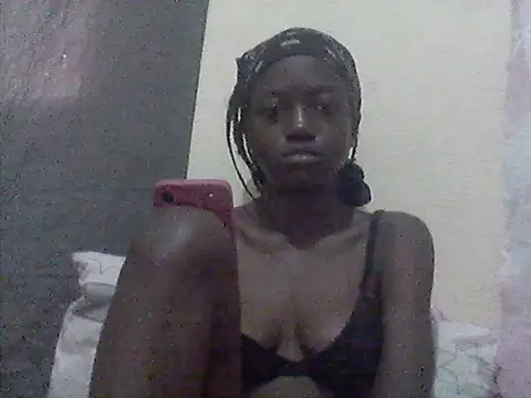 Snapshot of Hot-Ellah chatting on May 27, 3:58 am Hot-Ellah online show from May 27, 3:58 am