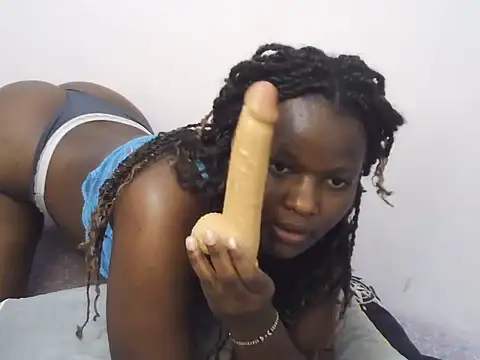 hotcandy001 online show from June 5, 10:54 am