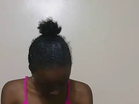 Snapshot of SassyTarrif chatting on May 26, 10:06 pm SassyTarrif online show from May 26, 10:06 pm