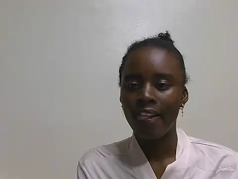 Snapshot of SassyTarrif chatting on May 29, 8:18 pm SassyTarrif online show from May 29, 8:18 pm