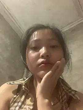 Snapshot of hinami-lo chatting on May 19, 8:31 am hinami-lo online show from May 19, 8:31 am