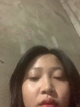 Snapshot of hinami-lo chatting on May 24, 12:10 pm hinami-lo online show from May 24, 12:10 pm