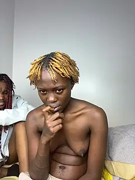 realcoochie online show from July 5, 4:03 pm