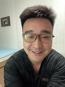 Snapshot of bobo-6688 chatting on June 28, 1:50 pm bobo-6688 online show from June 28, 1:50 pm