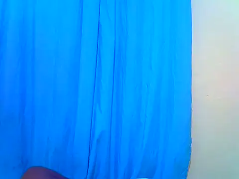 Snapshot of Maqueilah_ chatting on July 10, 5:34 am Maqueilah online show from July 10, 5:34 am
