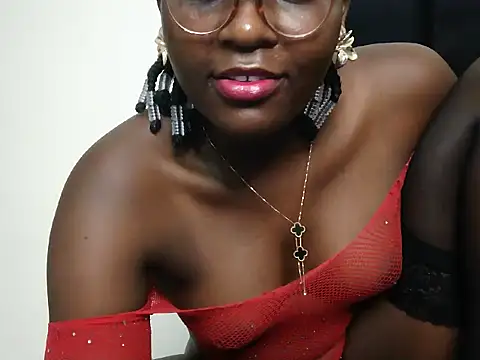 GoldenZuri online show from June 24, 1:04 am