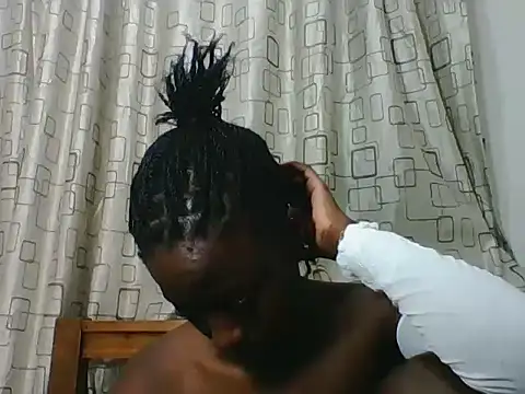 Darkpretty23 online show from July 14, 2:05 am