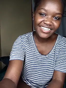 little creamy online show from May 18, 4:13 pm