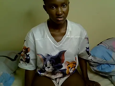 Snapshot of sexxydollyy chatting on July 6, 12:57 pm sexxydollyy online show from July 6, 12:57 pm