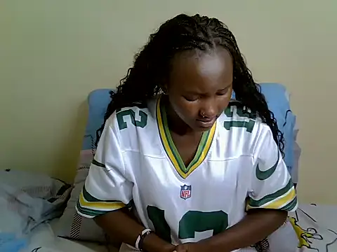 Snapshot of sexxydollyy chatting on July 19, 8:12 pm sexxydollyy online show from July 19, 8:12 pm