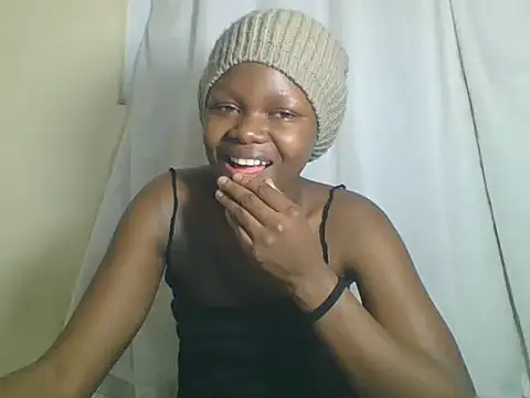 Snapshot of Sweetgal2025 chatting on July 5, 3:13 am Sweetgal2025 online show from July 5, 3:13 am