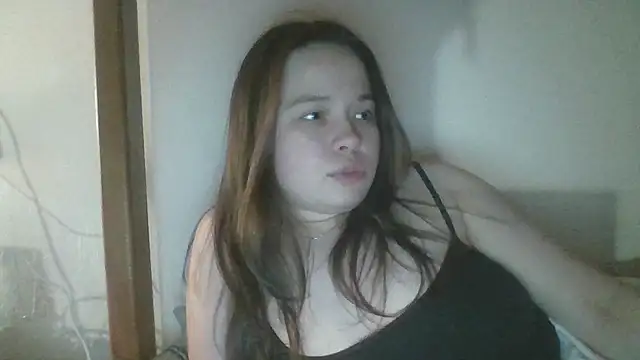 RiaLowelyt online show from May 24, 9:42 pm