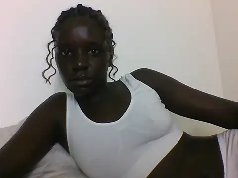 Snapshot of LatishLava chatting on May 17, 2:02 pm LatishLava online show from May 17, 2:02 pm