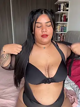 CharlotteFoxx3 online show from May 20, 7:09 pm
