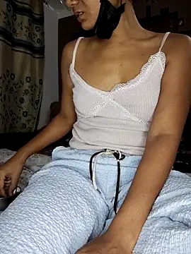 Snapshot of tamanna-01 chatting on May 18, 4:46 pm tamanna-01 online show from May 18, 4:46 pm