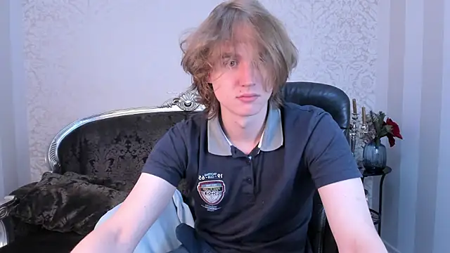 Snapshot of FinnBev chatting on June 28, 9:54 pm FinnBev online show from June 28, 9:54 pm