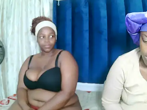 NaturalCurves7 online show from May 26, 8:16 pm