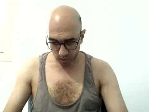 Snapshot of AAYAADX chatting on July 18, 9:35 am AAYAADX online show from July 18, 9:35 am