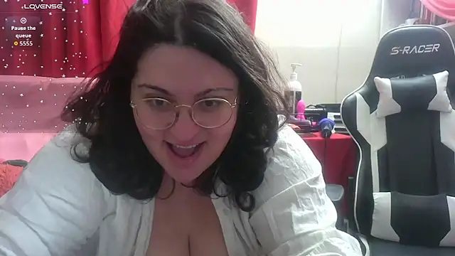 Snapshot of squishkink chatting on June 16, 4:42 pm squishkink online show from June 16, 4:42 pm