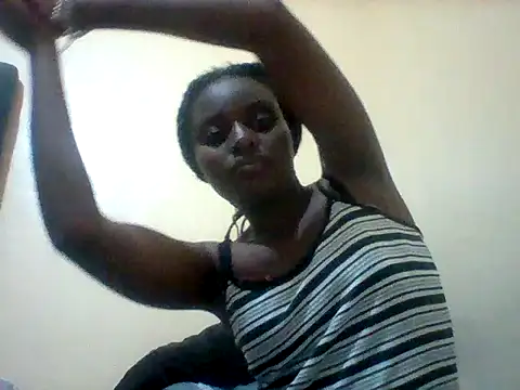 liligal online show from May 22, 6:46 pm