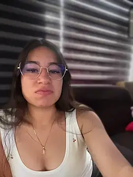 Snapshot of Klohe_LS chatting on May 16, 12:37 pm Klohe LS online show from May 16, 12:37 pm
