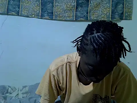 Pretty min online show from May 24, 4:06 am
