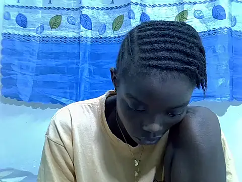 Pretty min online show from July 7, 7:29 pm