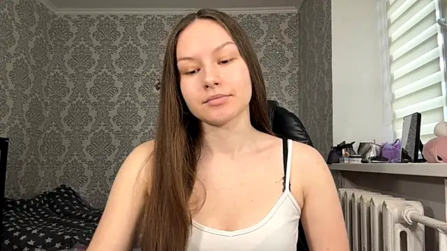 ShaylaChong online show from May 30, 3:58 am