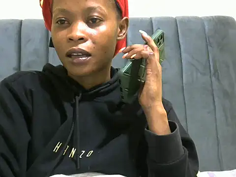 Snapshot of Peggycarter02 chatting on July 5, 7:10 pm Peggycarter02 online show from July 5, 7:10 pm