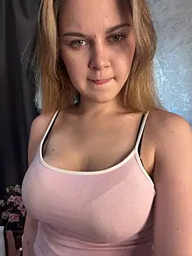 la lisa  online show from July 16, 2:34 pm