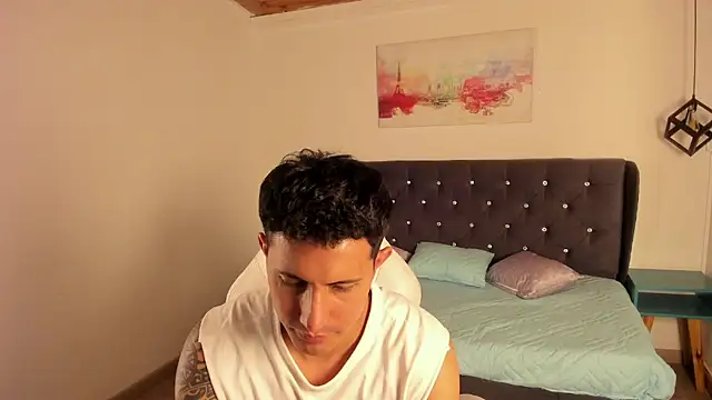 Snapshot of marcos_vieyra chatting on May 25, 7:20 pm marcos vieyra online show from May 25, 7:20 pm