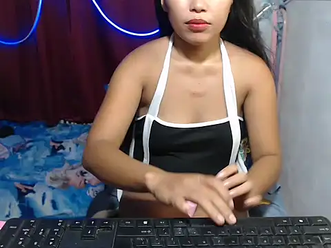 Madeline Lover online show from May 28, 3:09 pm