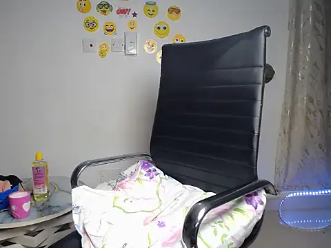 BellaIvy online show from May 20, 7:09 pm