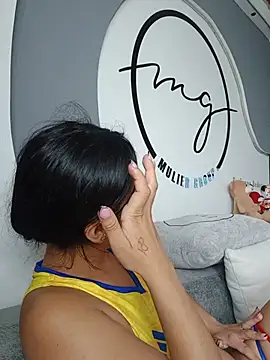 JunggSolhyum online show from July 3, 4:46 pm