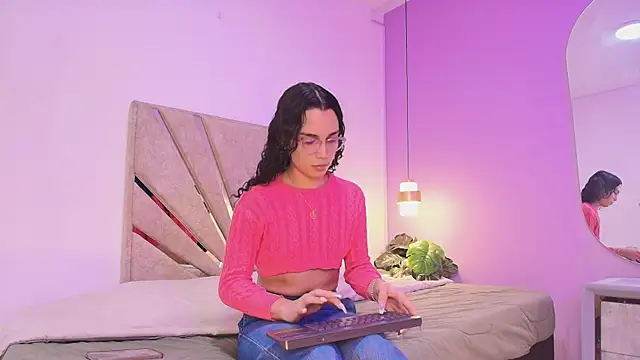 sally hot18 online show from July 11, 1:08 am
