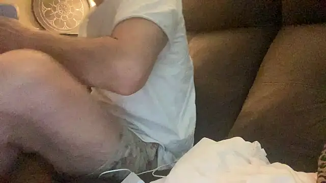 prankcaller online show from June 14, 8:05 am