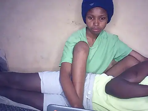 marycutie1 online show from May 16, 7:34 pm